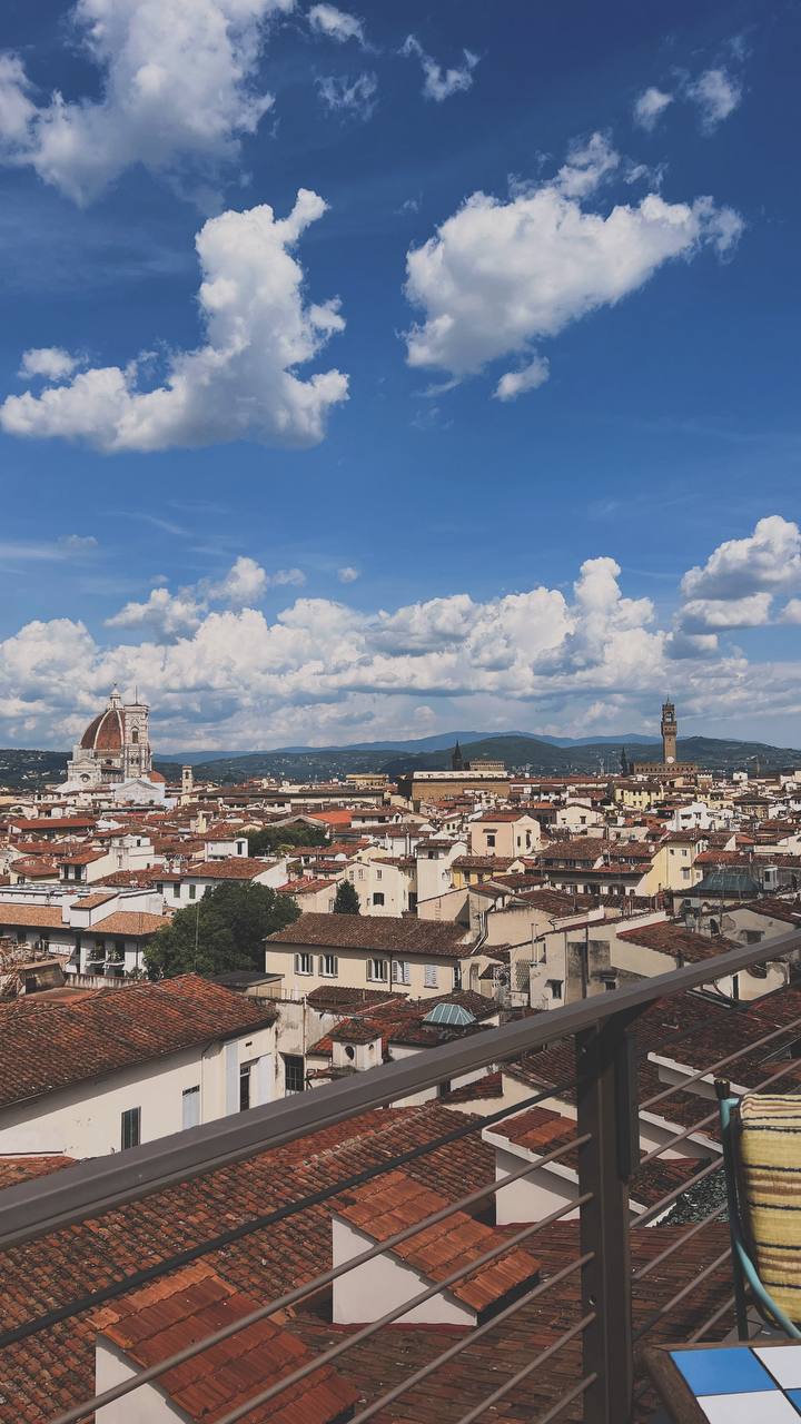 Firenze dall'alto: la terrazza dell'Excelsior e quella luce lì